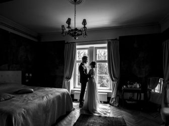 Magia fotografiilor alb-negru in portofoliul de nunta